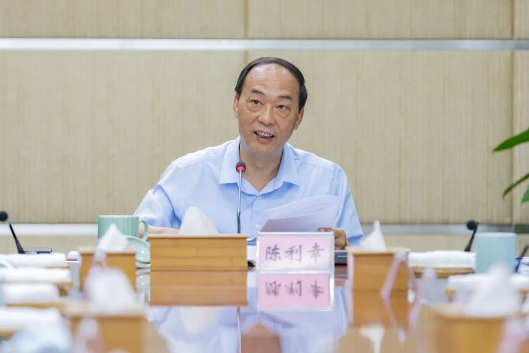 陈利幸在厅交通数字化改革专题会上强调,以多跨协同场景为突破点 推动