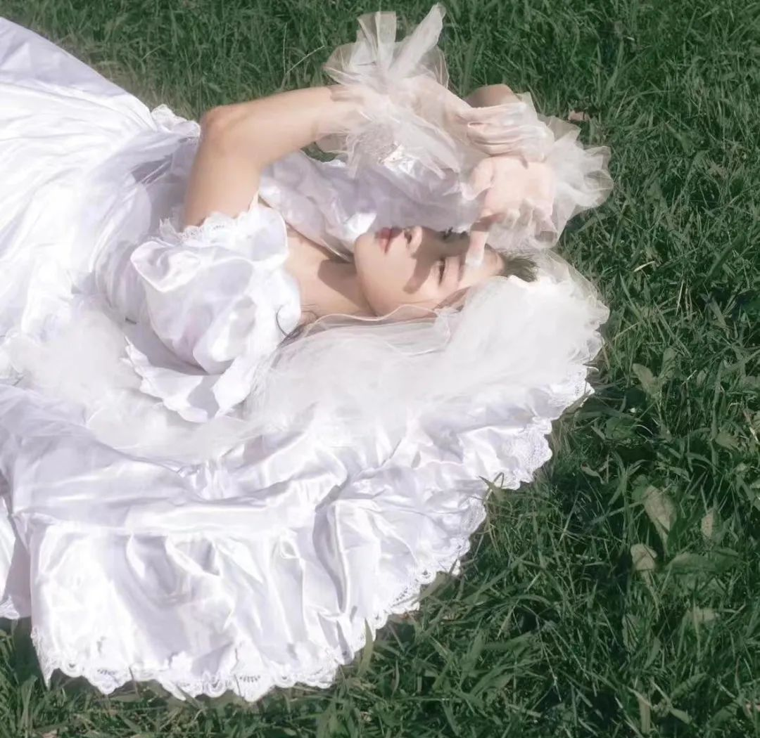 婚纱女生头像背后的生活智慧与感悟