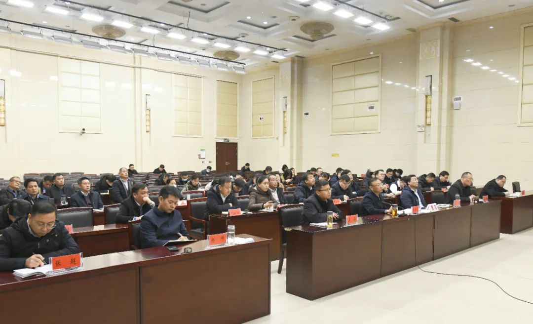 贾汪区组织收视市政府月度重点工作推进会