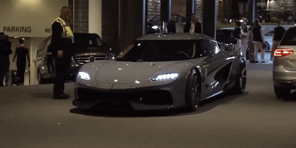 6款热门燃油SUV硬碰硬！丰田RAV4荣放 vs 本田CR-V vs 马自达CX-5……谁是性价比王者？-有驾