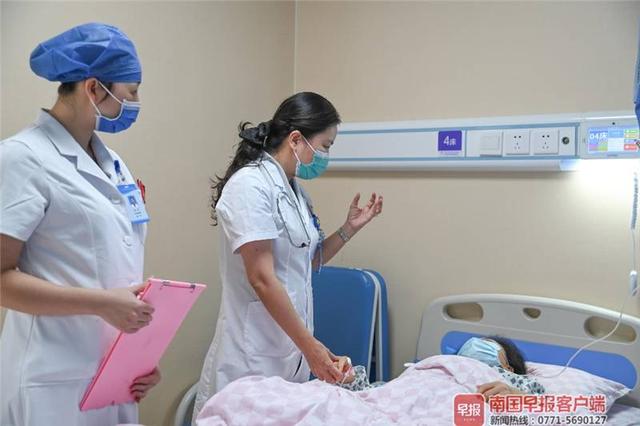 林忠:助患者当妈,治病也治心丨医师节人物故事①