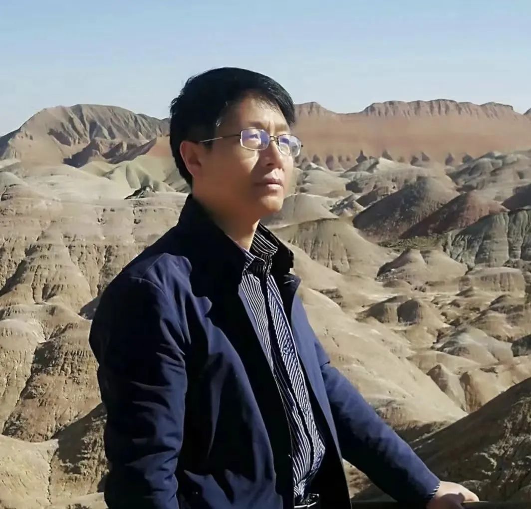 相识相交三十年张宏睿屈指算来,我和《平凉日报》相