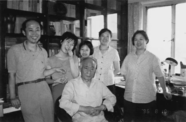 父亲汪曾祺与母亲施松卿:高邮湖上老鸳鸯