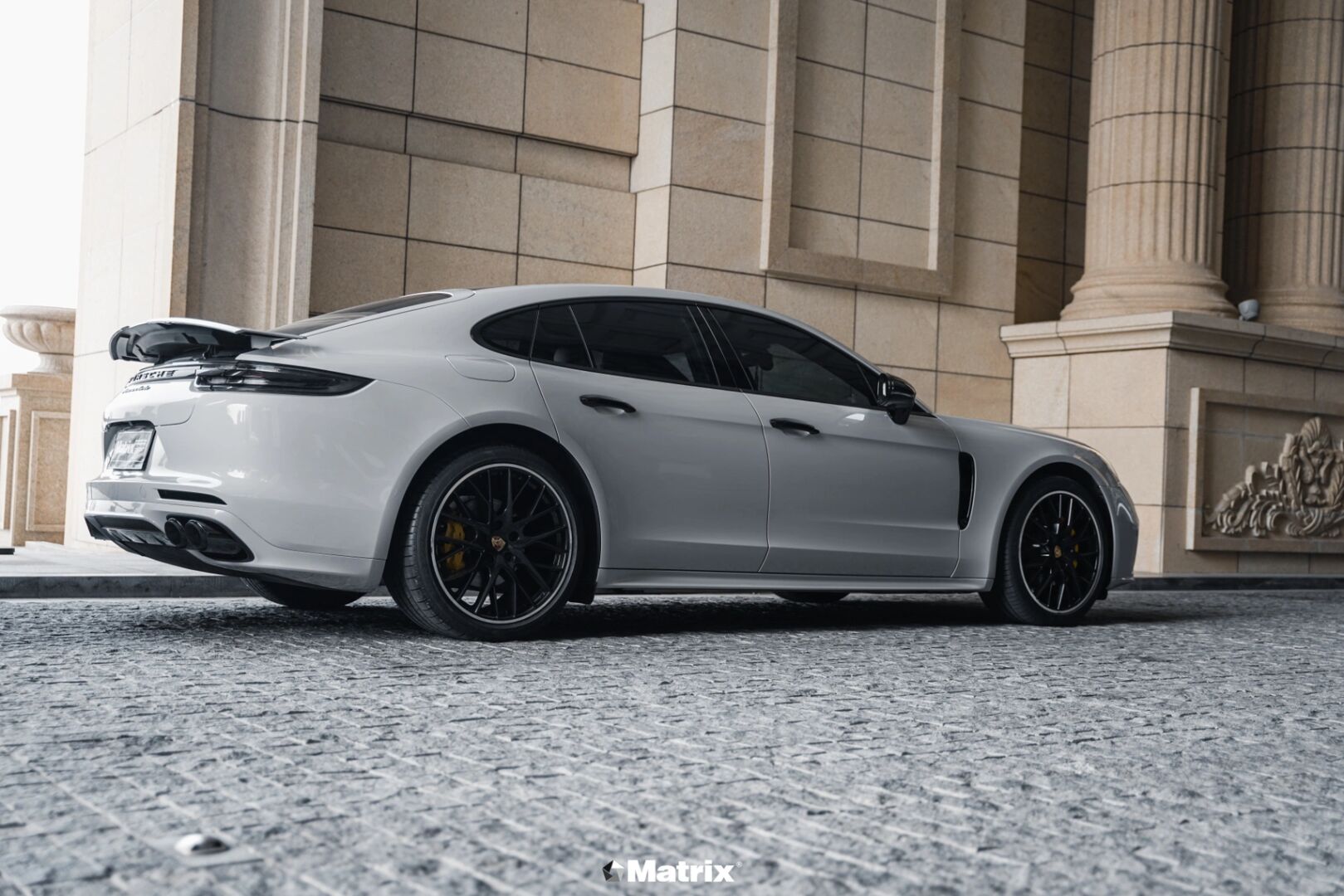 矩阵改色膜 mg061 保时捷哑灰,工业风和战斗感都在线