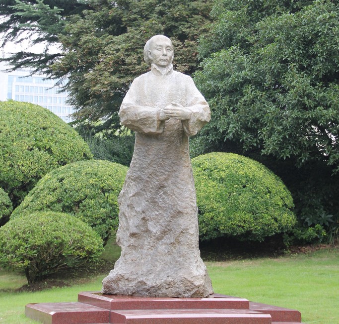 韩慕侠曾教周总理武术,大败俄国高手,为什么晚年会穷困潦倒呢!