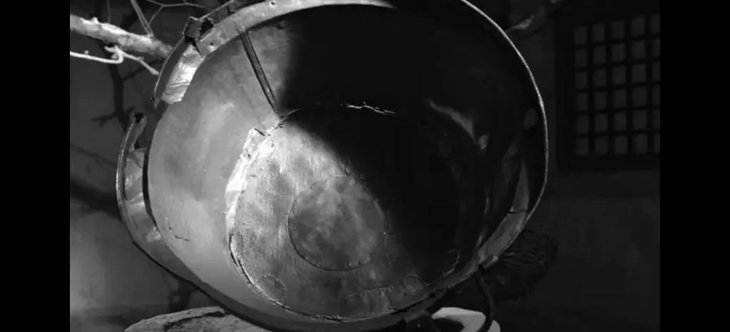 一口打着十七个铁补丁的行军锅,是八路军太行纪念馆最为引人注目的展