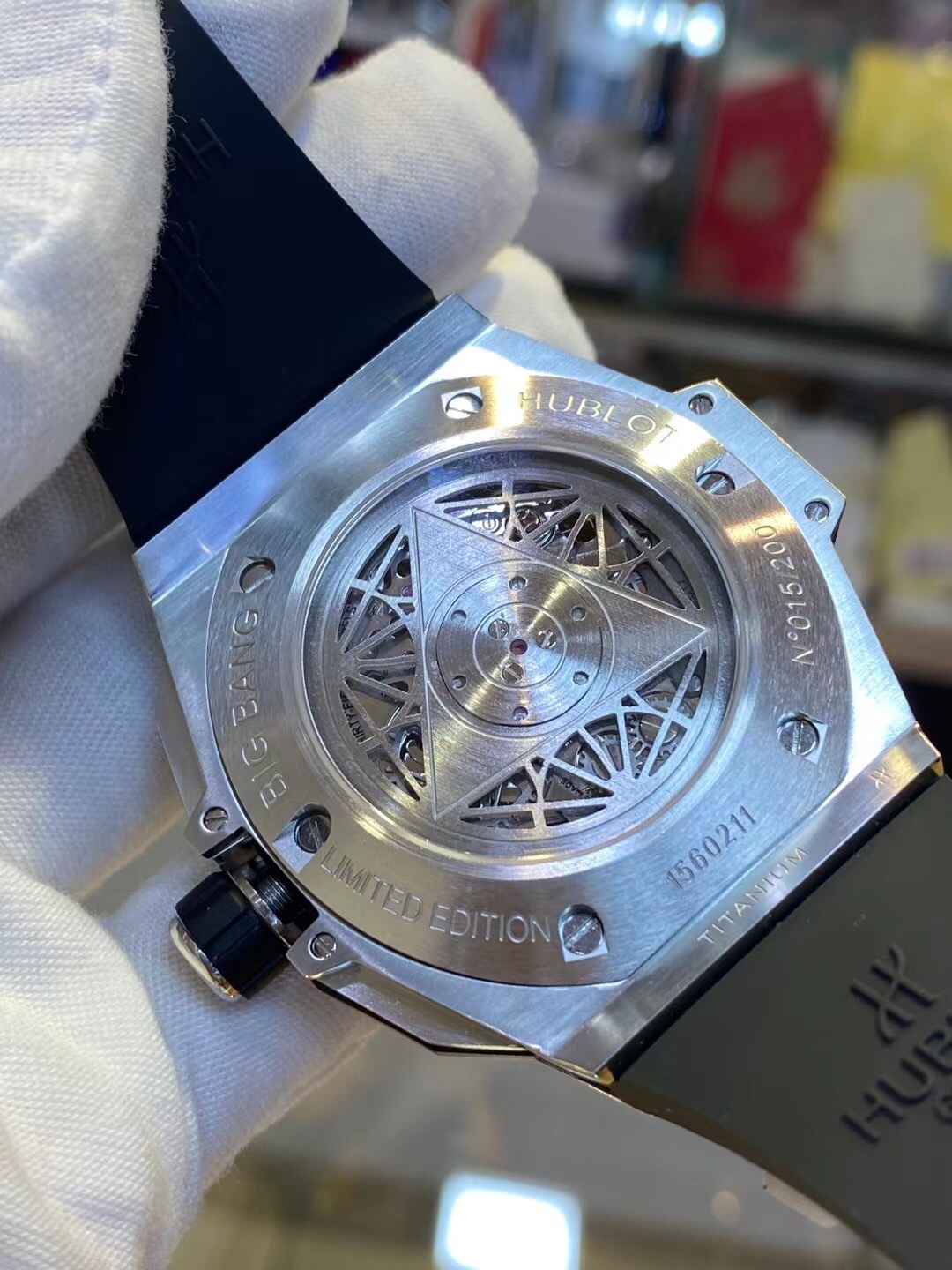 帅气霸道刺青腕表震撼登场