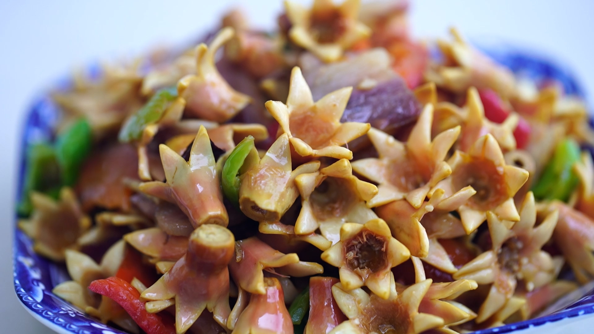 云南宾川:浅尝石榴花 不负好"食"光