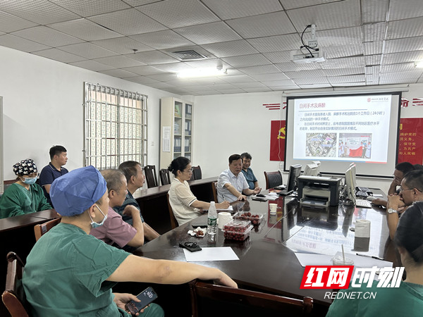 柔性引才专家郭曲练到永州市中心医院指导麻醉工作