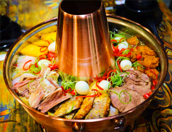土土的美味,还能御寒,新疆土火锅!