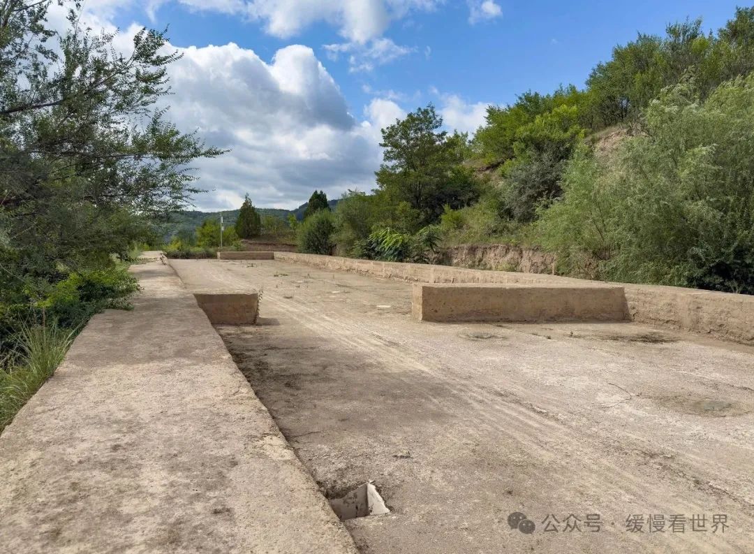 礼县大堡子山遗址,秦西垂陵园