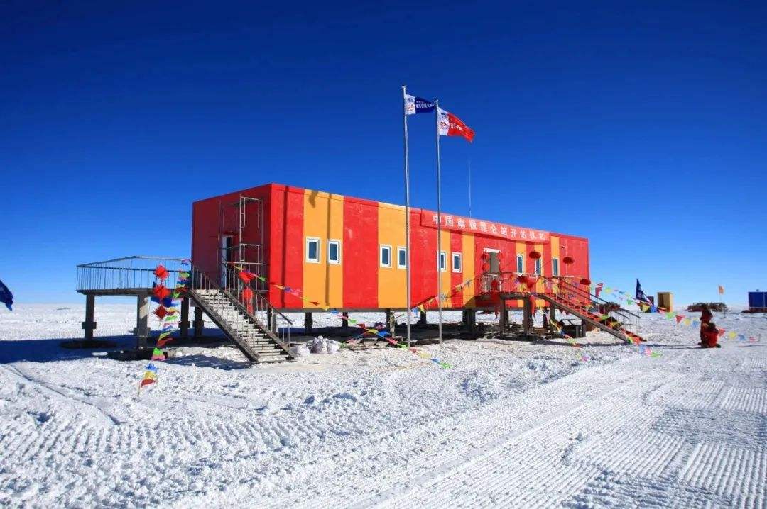 中国南极科考今日再启航:预计明年4月返航
