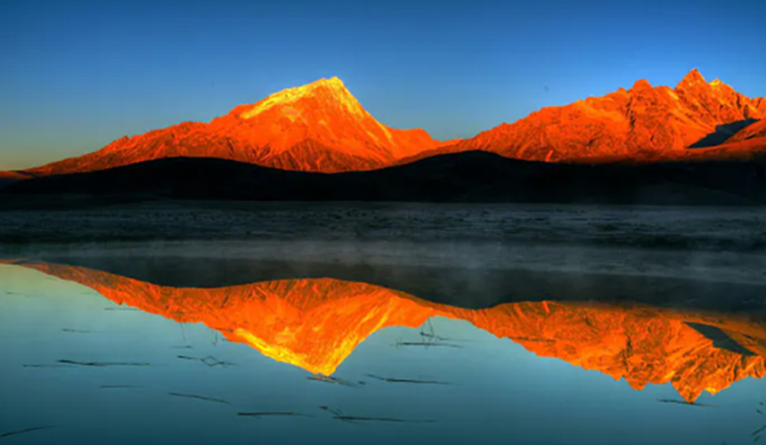 康南第一峰:格聂神山
