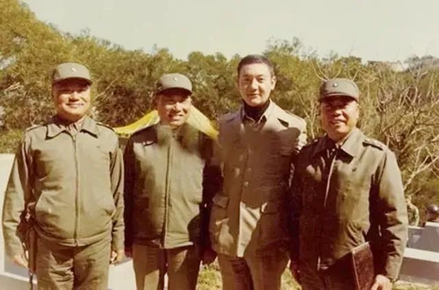 披露:台湾蒋经国终结儿子接班始末