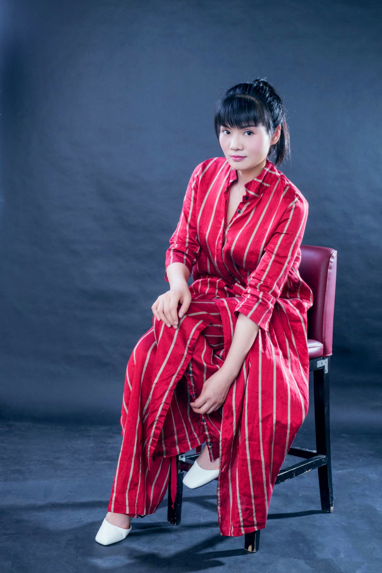 不愿一生被安排的熊芳芳老师有了新安排,有些东西羡慕不来