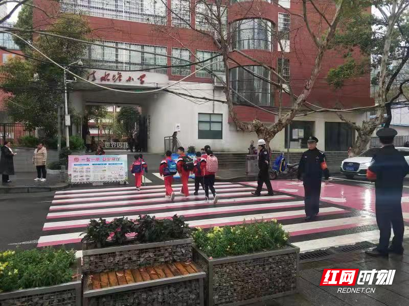 清水塘小学:警校联动促合作,凝心聚力保平安