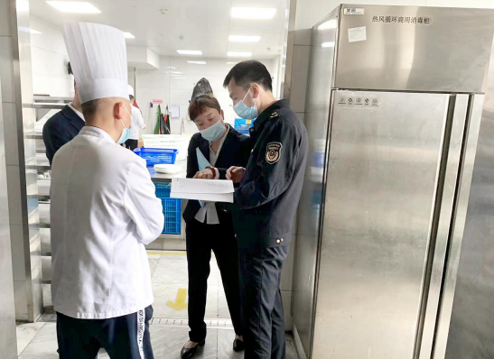 多方联动共建 "智能阳光厨房"