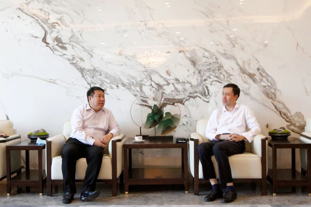 左强会见申万宏源集团执行委员会委员刘跃