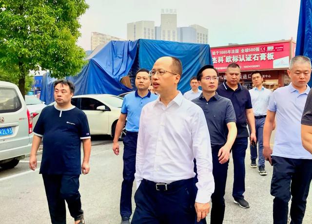 开启"回访"模式 周春晖再赴东片区调研