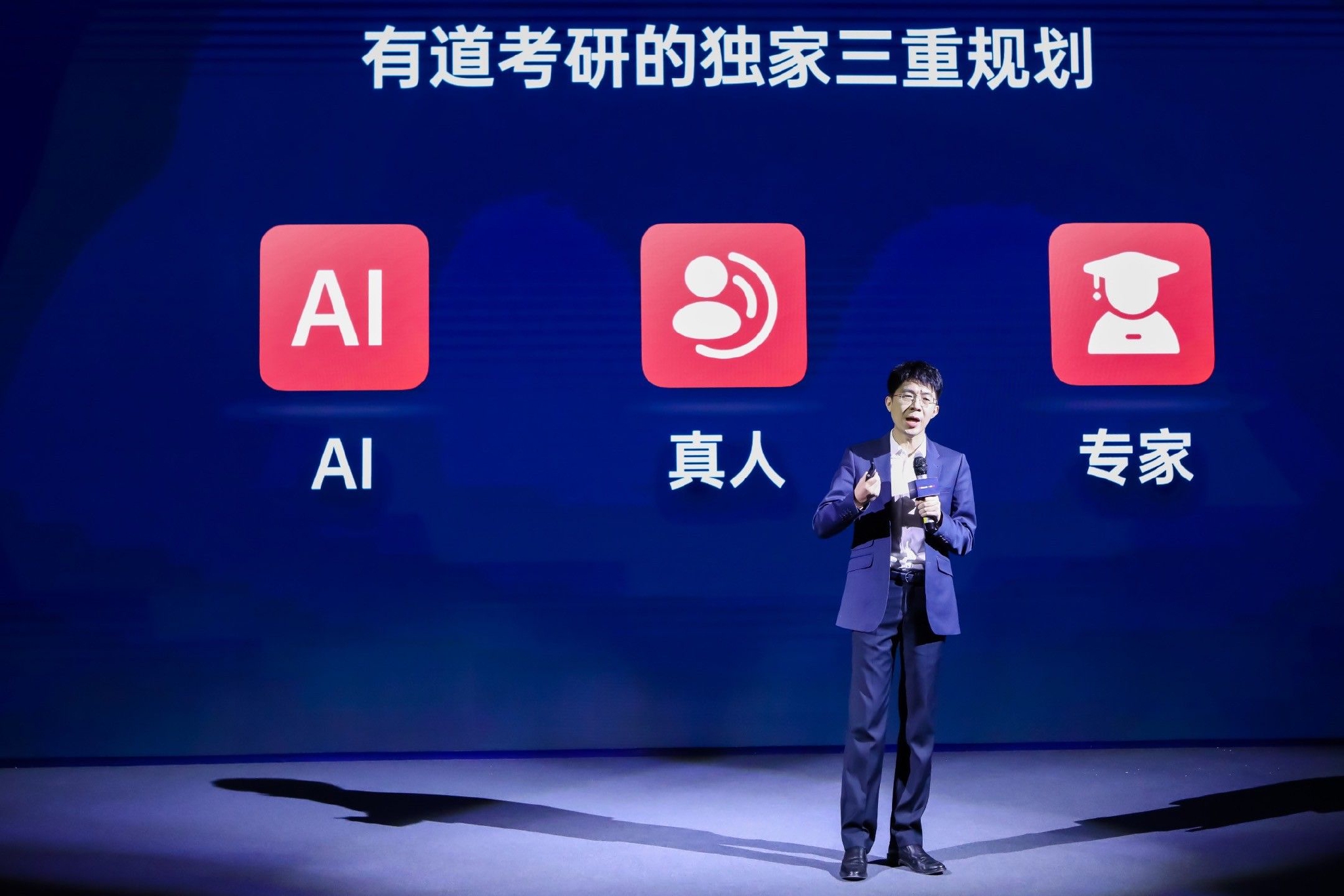 Q4全面盈利 梁昌霖交关键答卷:叮咚买菜找到前置仓盈利的标准答案了吗?