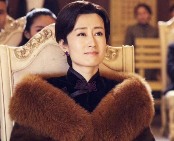 伪装者:她把爱给明台,温暖给明诚,命给明楼,死时让人泪奔心碎