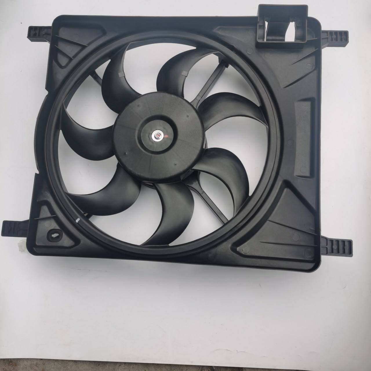 汽车水箱风扇不转是什么原因