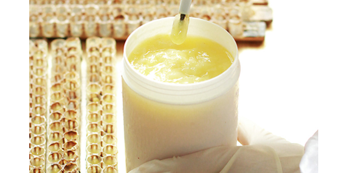 蜂王浆涂脸一周涂几次