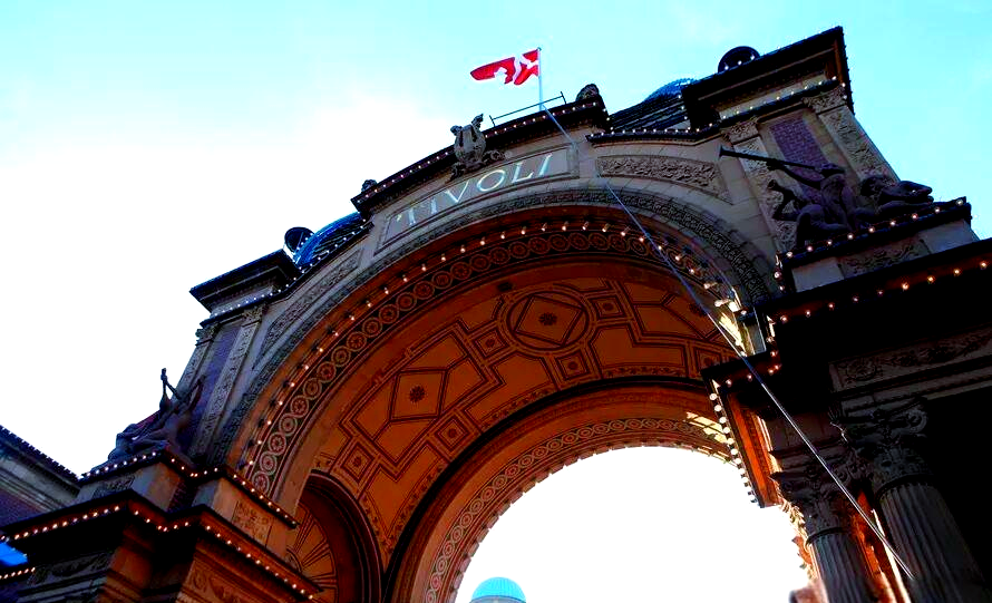 趣伏里公园:童话与异域风情的完美结合