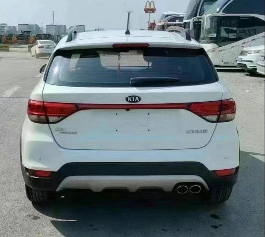 起亚kx cross的油箱容量是多少升?