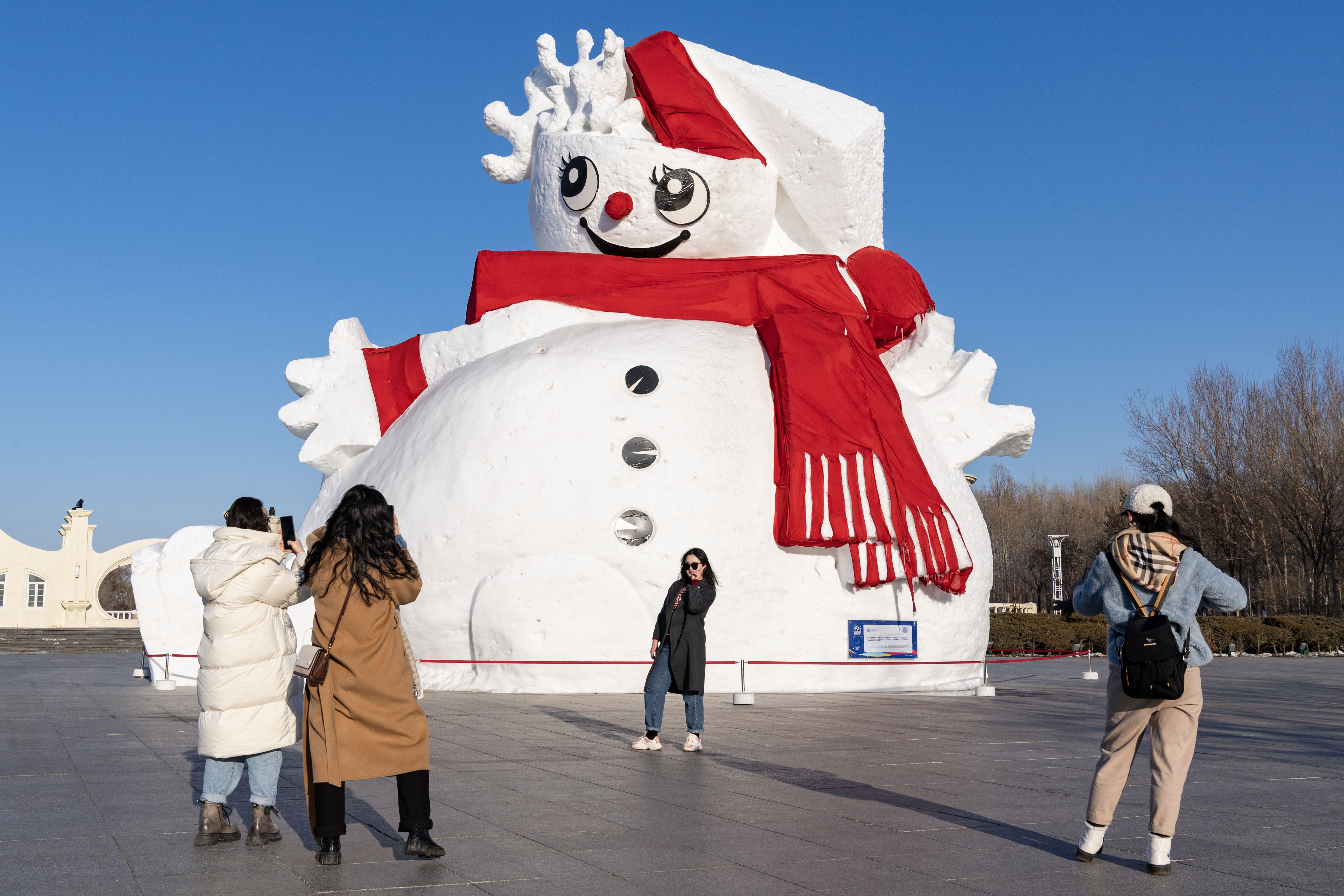 哈尔滨雪博会图片