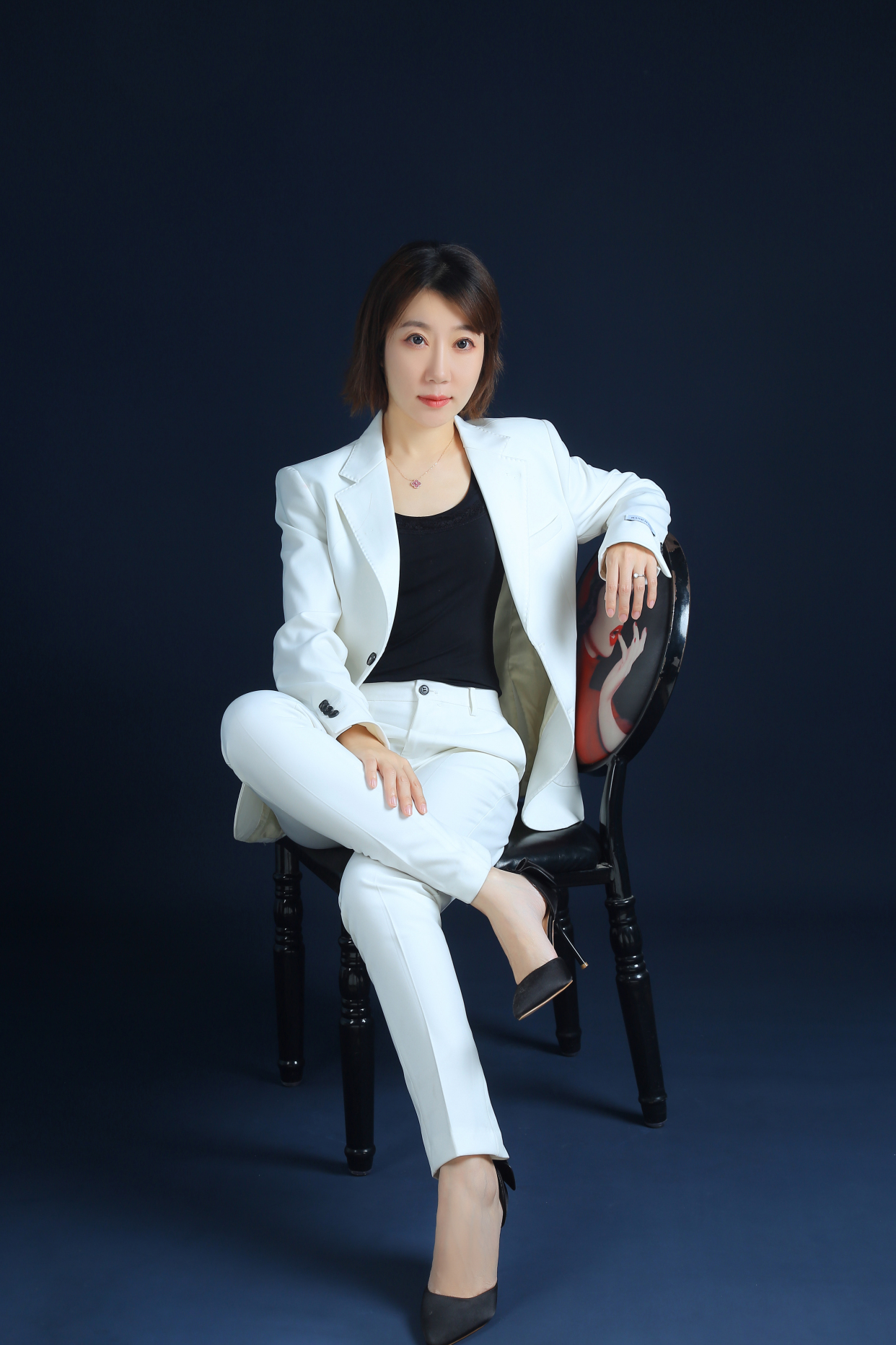 内分泌科主任李卉医生简介:甲状腺肿大严重吗