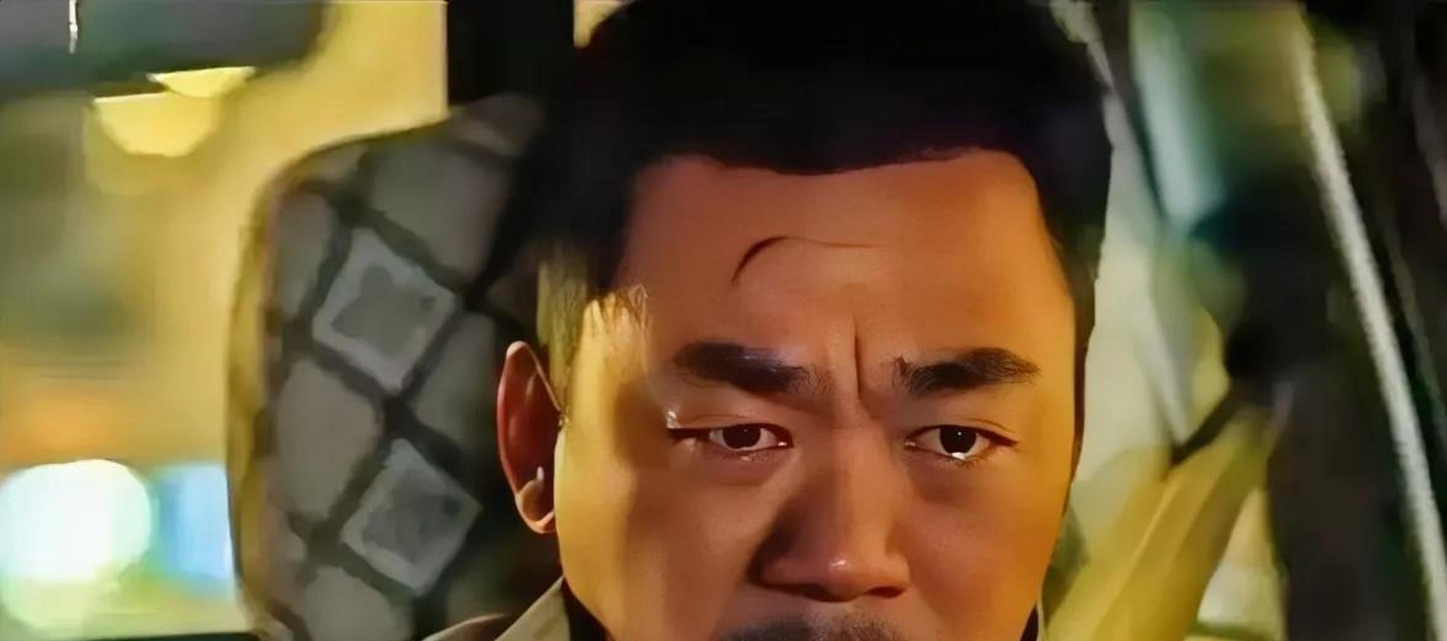 王宝强的最新电影《八角笼中》点映至今票房迟迟未能突破亿的成绩,让