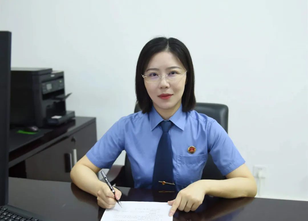 致敬了不起的她 海南省三八红旗手标兵