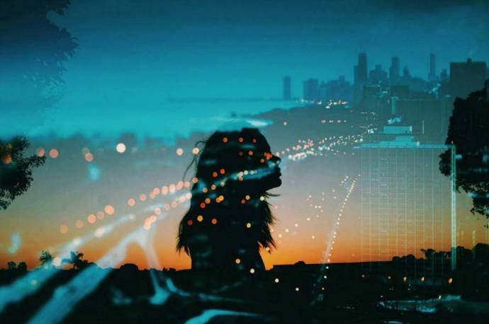 伤心的自己流泪的句子,深情扎心,触碰泪点!