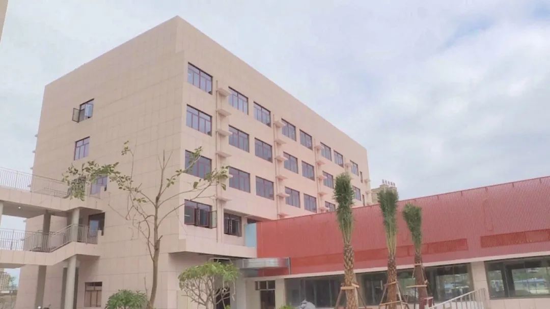 龙岩北大附属实验学校(东肖校区)项目进入收尾阶段
