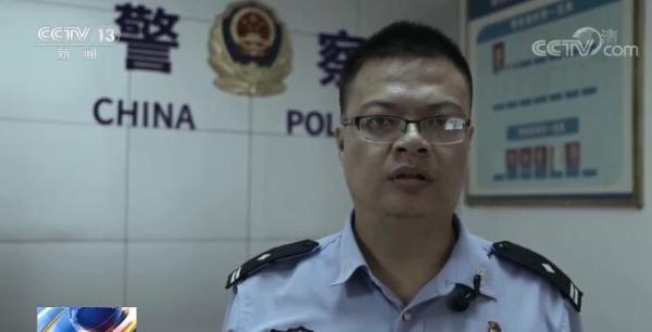 黎伟标:将歹徒引离人群 搏斗中身中数刀英勇牺牲