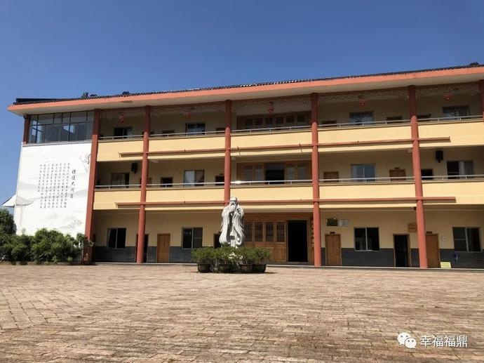 国学之风在西昆这所学校开了花