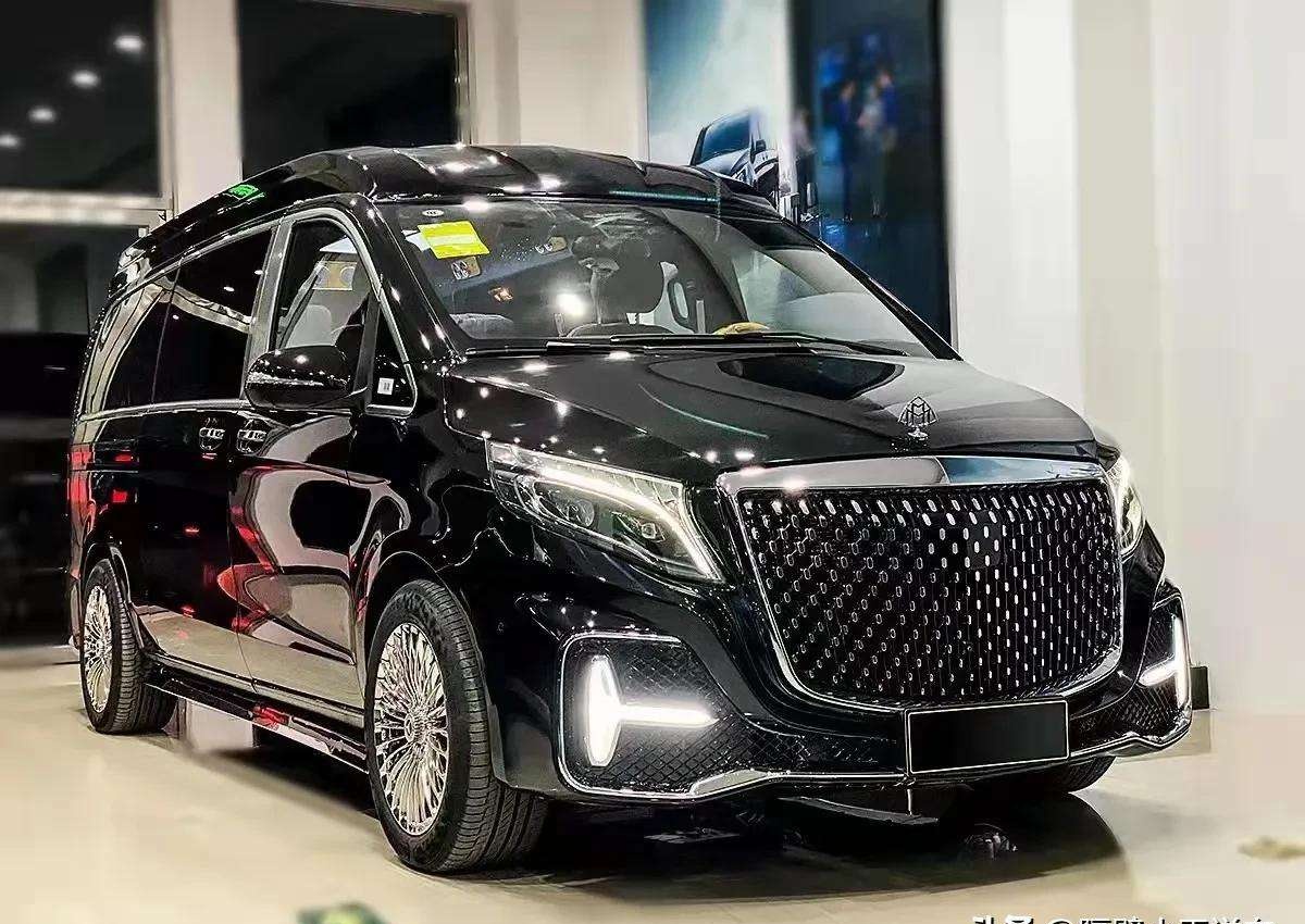 奔驰v级新款七座高顶圣母峰豪华多功能车,磅礴登场