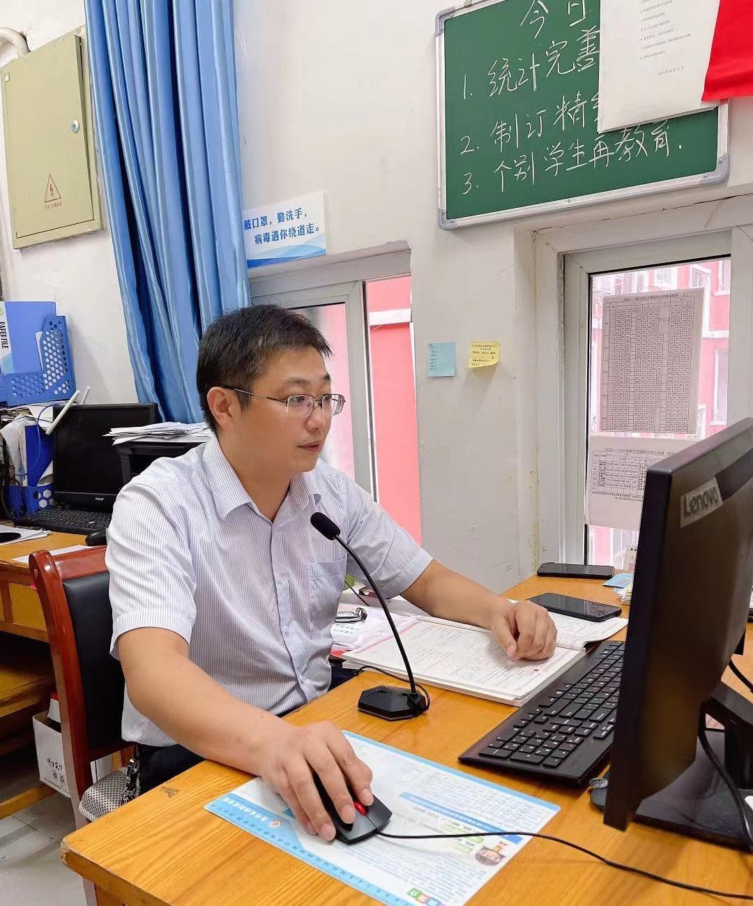 孙伟锋:对待学生多一分耐心多一分宽容