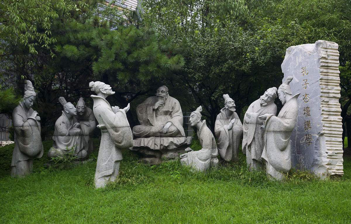 孔子杏坛讲学石雕像/雕塑