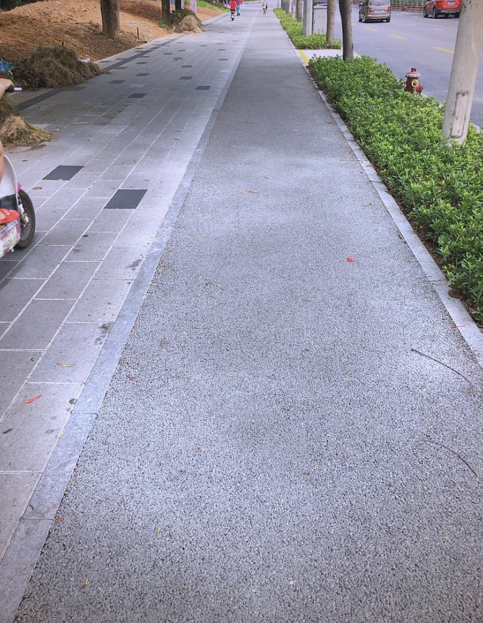 什么是透水混凝土增强剂?为什么铺设透水混凝土必须用?