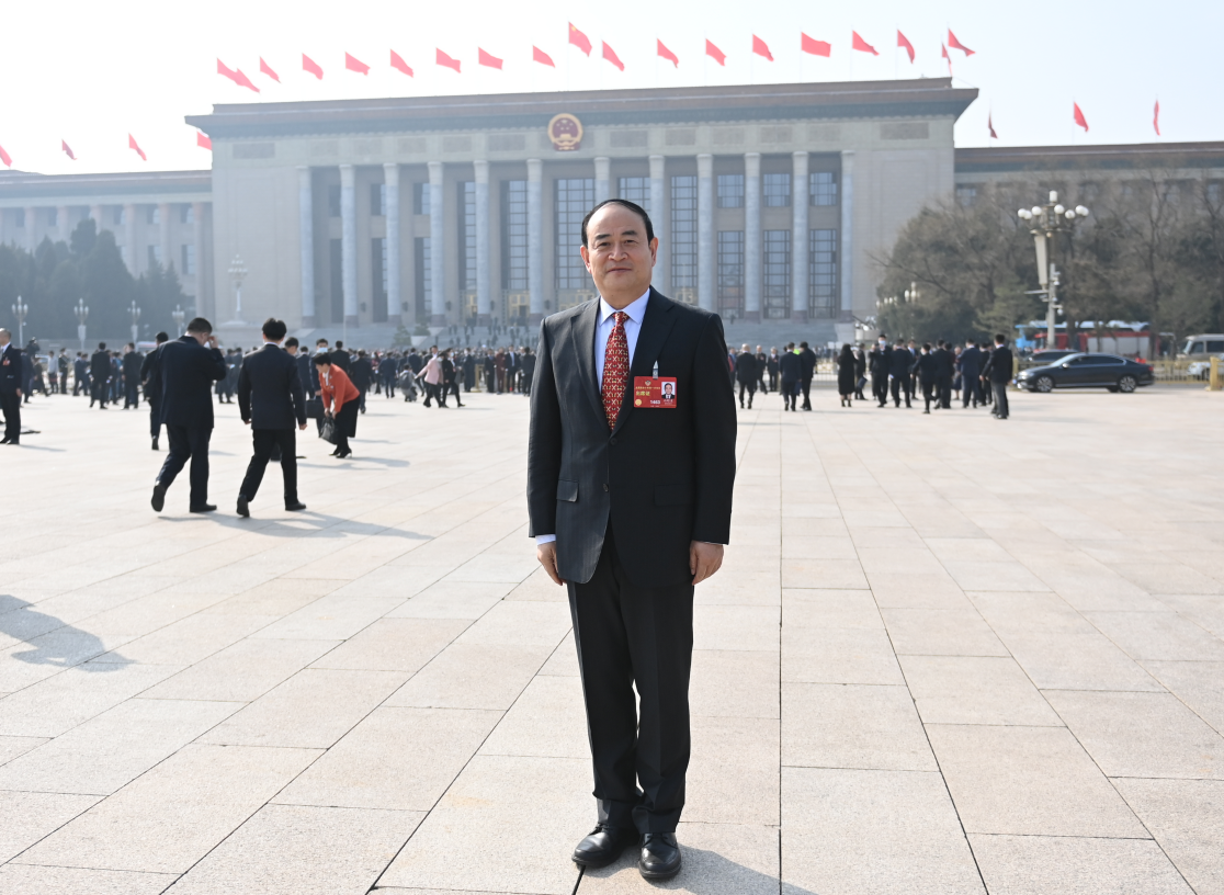 石培文委员:发展"农文旅"融合 推进乡村振兴