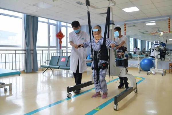 长治市人民医院康复医学科:中西合璧护百姓健康