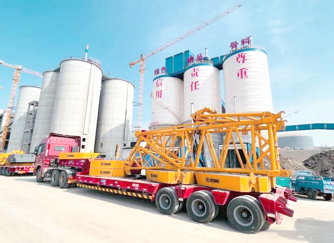 徐工600吨吊车:大型项目中的极限挑战与精彩表现