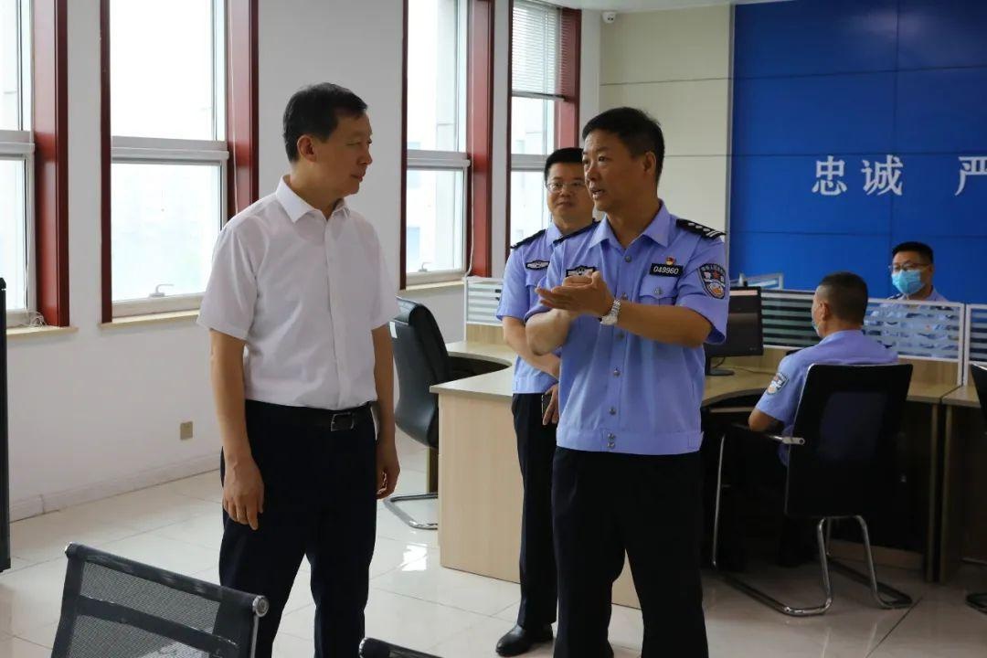 市委书记刘玉到市公安局走访调研