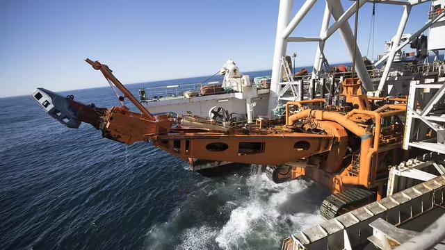 纳米比亚和戴比尔斯:从海底开采钻石