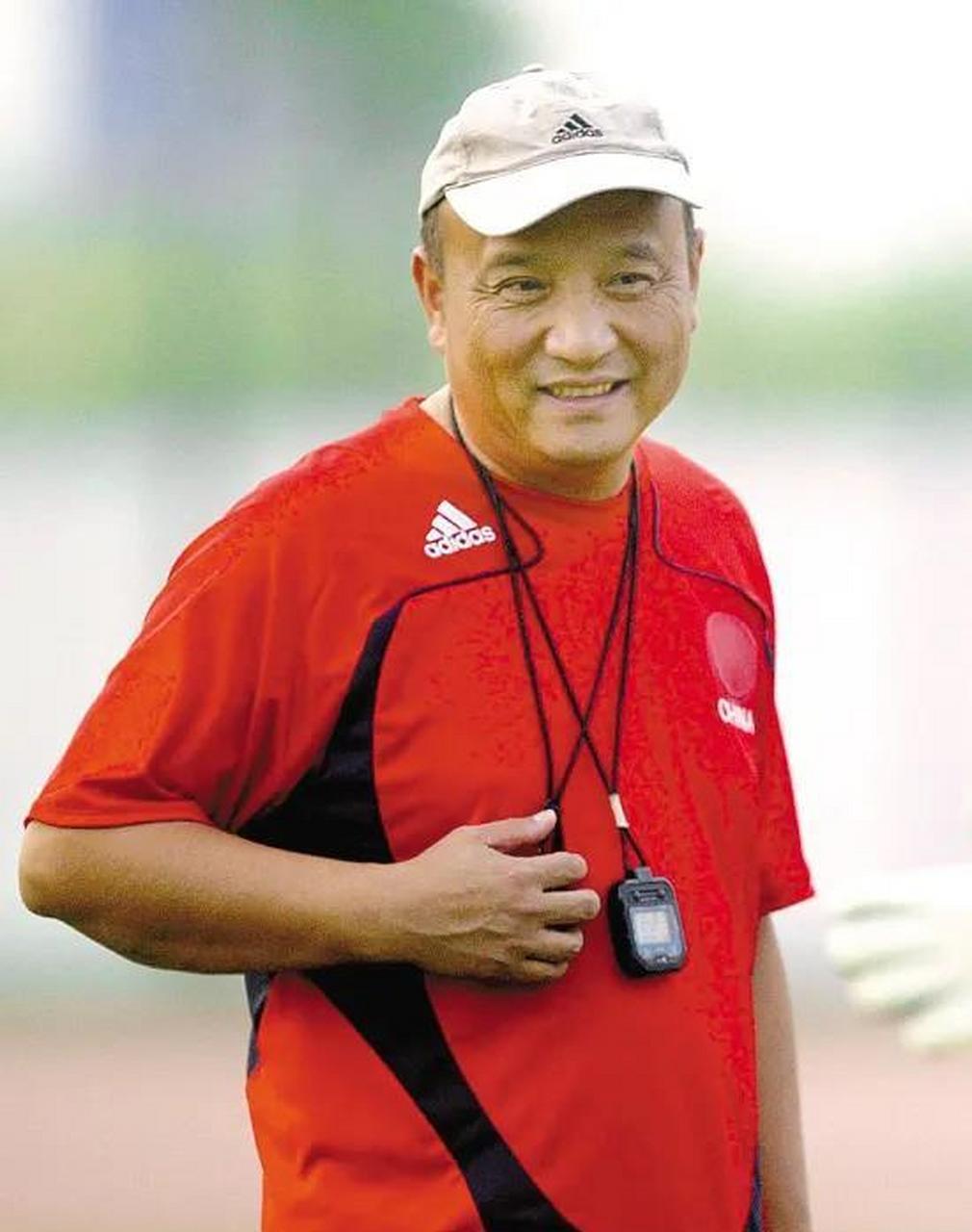 殷铁生目前已经到队.