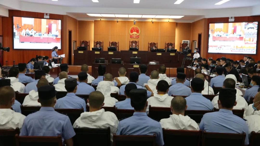 法网恢恢 疏而不漏|中卫马荣富等34人涉黑案一审开庭!