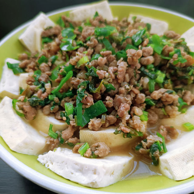 肉末蒸老豆腐,鮮香味美,做法簡單又下飯