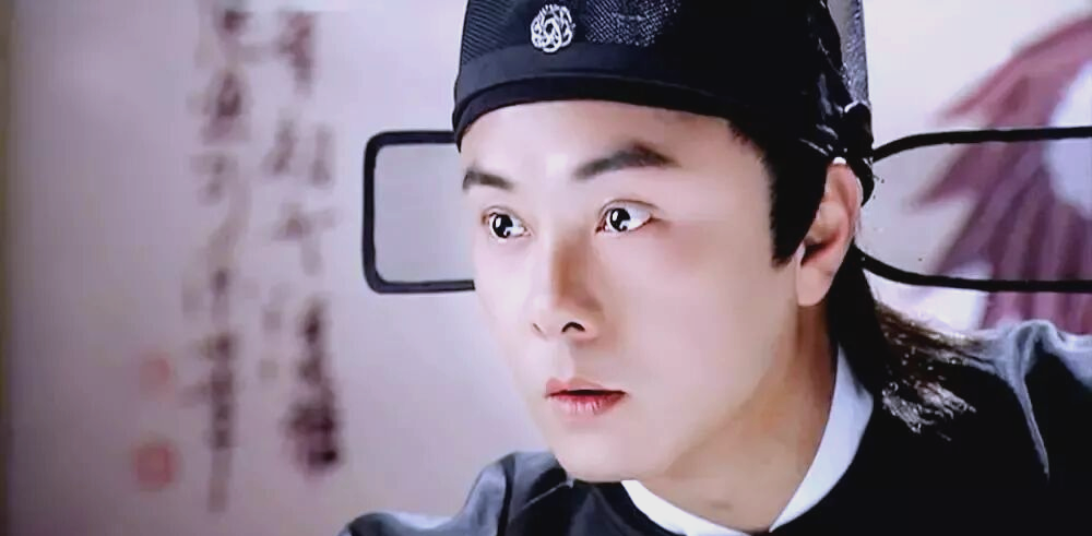 张卫健演艺生涯经典作品回顾:从《棋武士》到《方谬神探》